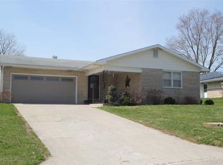 612 N Michael St, Salem, IN 47167
