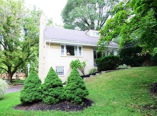 1 Swan Dr, Pittsburgh, PA 15237