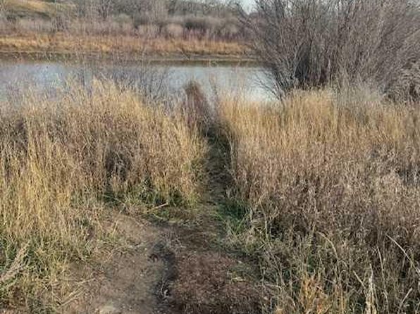 670 Center St, Empress, AB T0J 1E0