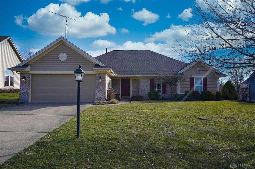 1966 N Sheffield Dr, Bellbrook, OH 45305 Zillow