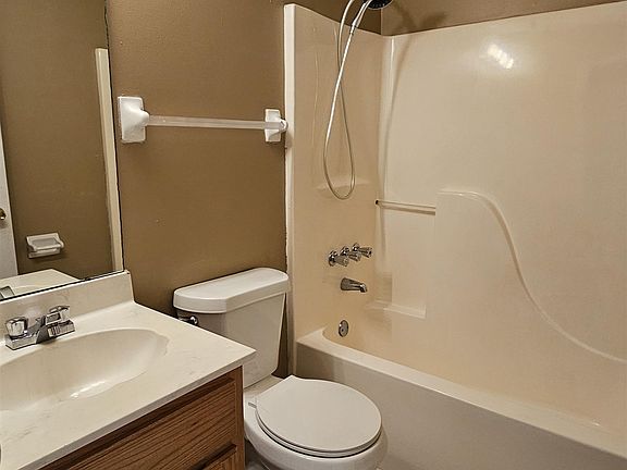 2nd image of 6938 Lagrange Cir N