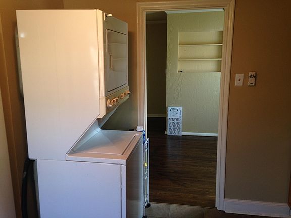 Kitchen looking to dining