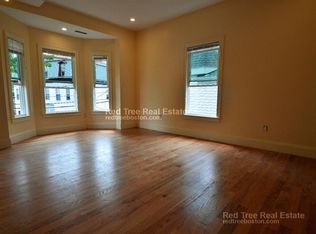 1 Griggs Pl #4, Allston, MA 02134
