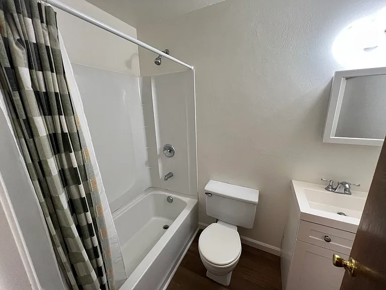 3057 Zanetta Dr #B — Photo 13