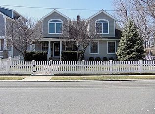 32 Tocci Ave, Monmouth Beach, NJ 07750