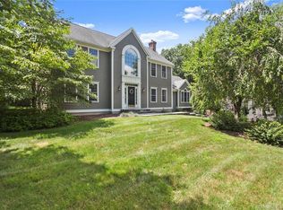 26 Mountain Manor Rd, Sandy Hook, CT 06482
