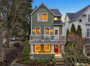 Winslow Mews, Bainbridge Island, WA 98110