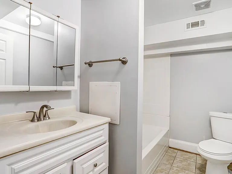 7135 Georgia Ave NW #B — Photo 18