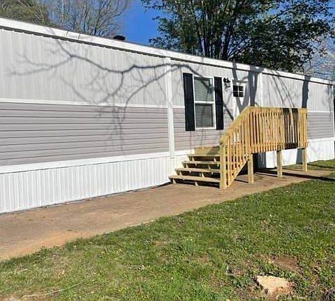 2nd image of 231 Gemini Dr #231