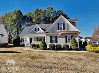 40 Pinewinds Ct, Clayton, NC 27520