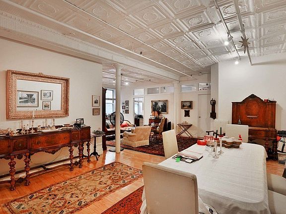 2nd image of 141 W 26th St #5