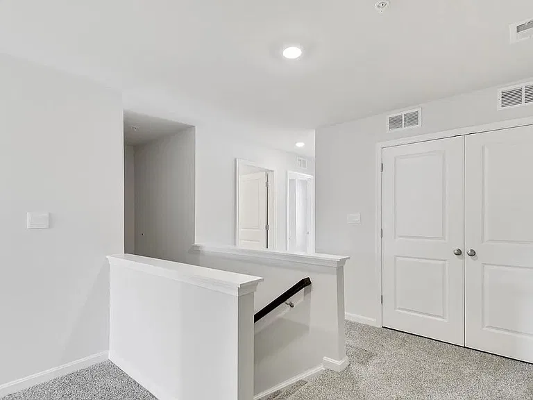 1745 Lawder Cir — Photo 8