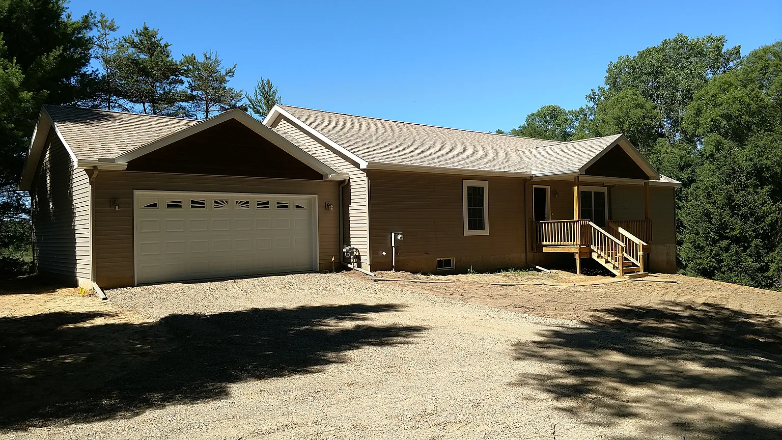 15892 Gorton Rd photo 1