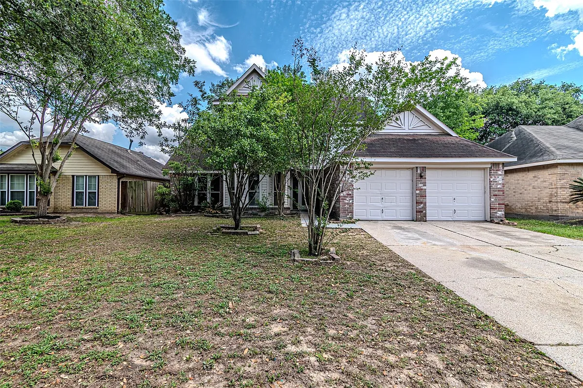Building Photo - 14615 Cypress Valley Dr