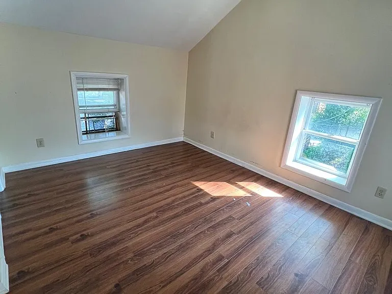 78 Prospect Ave #3 — Photo 6