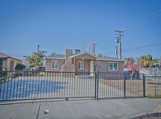 10900 Santa Rosa Ave, Lamont, CA 93241