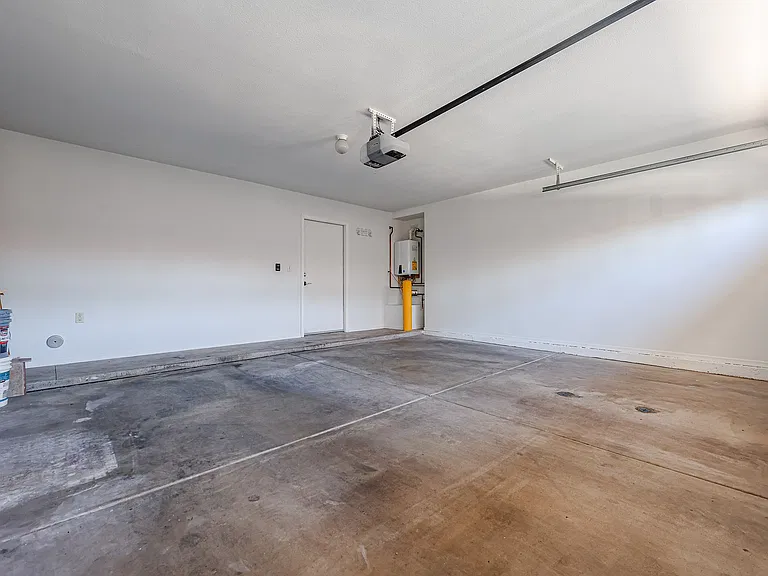 3221 N 37th St #32 — Photo 21
