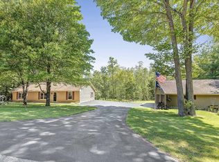 5346 S Gilbert Ln, Abrams, WI 54101