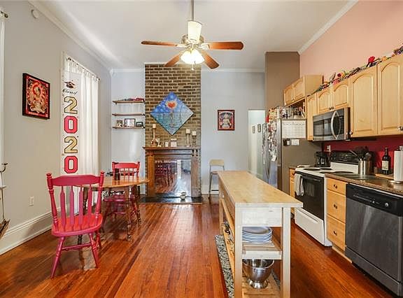 4th image of 812 Valmont St