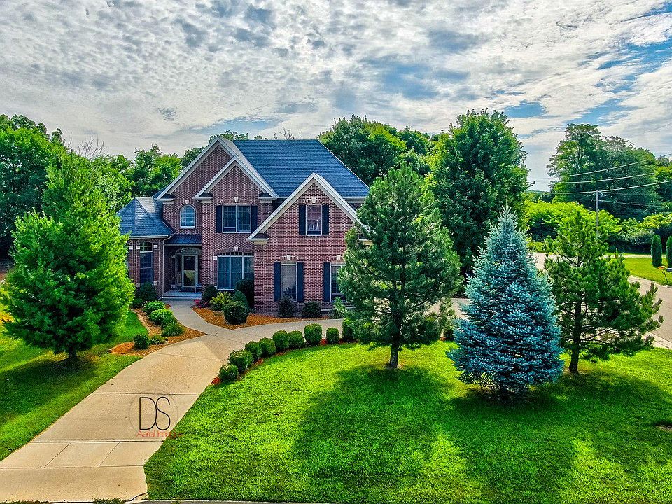 1st image of 397 Ator Ave
