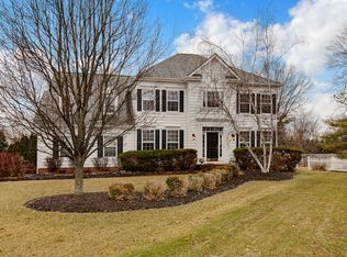 5207 Hanover Close, New Albany, OH 43054