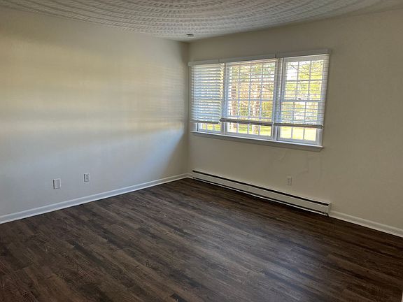 3rd image of 2000 Chesapeake Dr #826D
