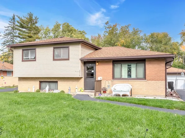 3716 Cedar Rd, Richton Park, IL 60471