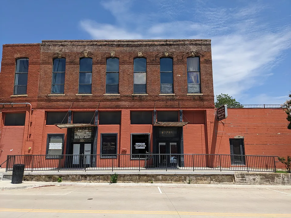 110 S Houston Ave #A