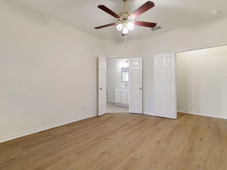 8306 Nicholson Dr — Photo 16