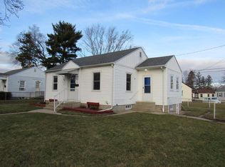 1739 Tremont Dr, Beloit, WI 53511