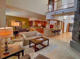 56958 Peppermill Cir #3-C, Sunriver, OR 97707