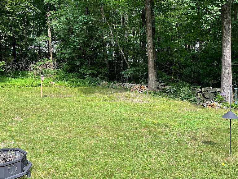 517 Benson Rd — Photo 12