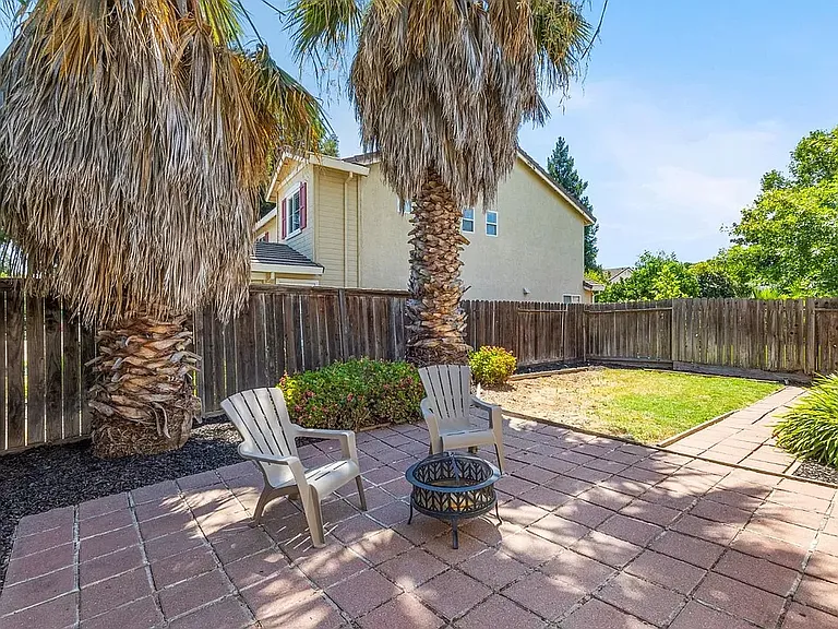 5476 Banderas Way — Photo 23