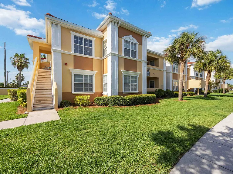 1195 Villagio Cir #208 — Photo 35