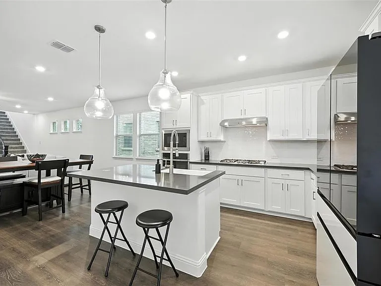 447 Holly Rd — Photo 26