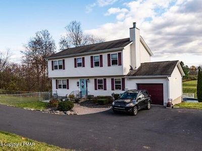 710 Yoke Ter, Stroudsburg, PA, 18360