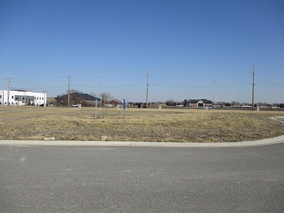 2nd image of 10205 Andrew Ln