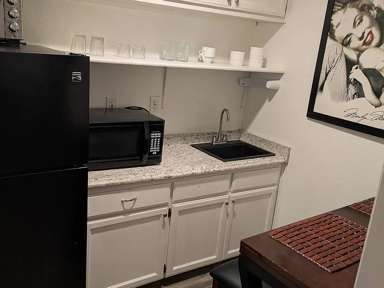 Kitchenette