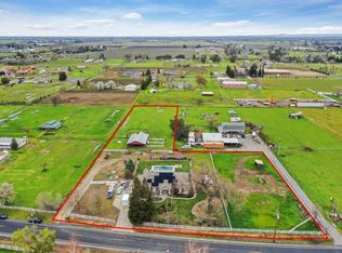 11831 Eagle Bay Rd, Acampo, CA 95220