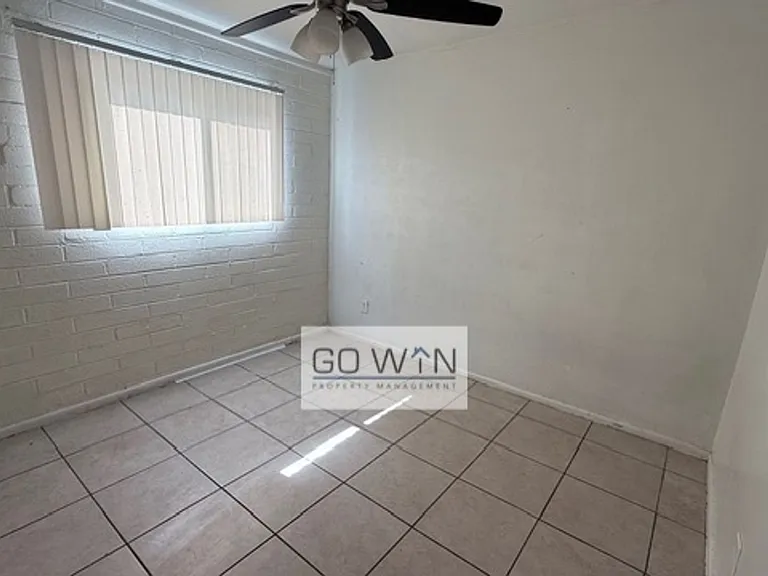 716 W 5th Ave — Photo 2