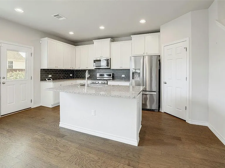 15801 Crissom Ln #17 — Photo 16