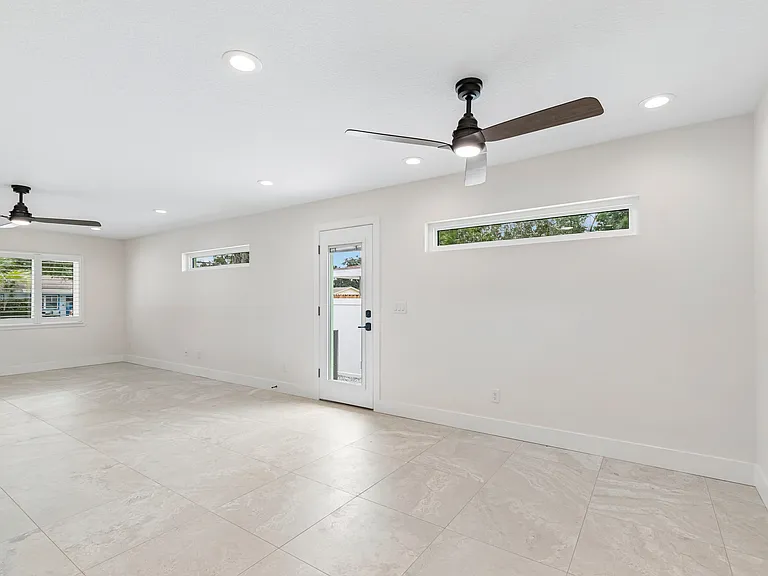 550 Milwaukee Ave #550 — Photo 28