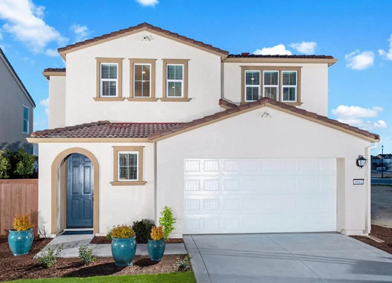 1025 Sierra Morena Way — Photo 1