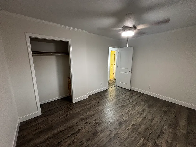 1104 W Oakwood Ave — Photo 10