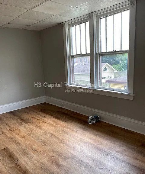 2446 State St #A — Photo 5