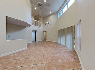 1035 Seagrape Cir, Fort Lauderdale, FL 33326