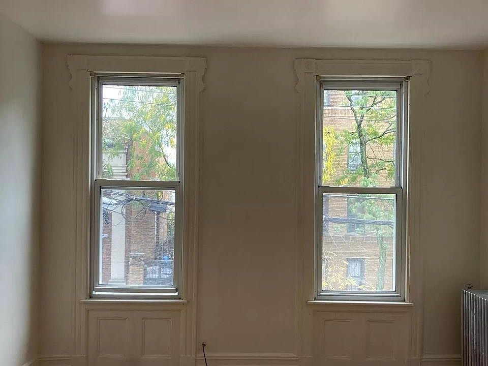 2nd image of 6209 Catalpa Ave