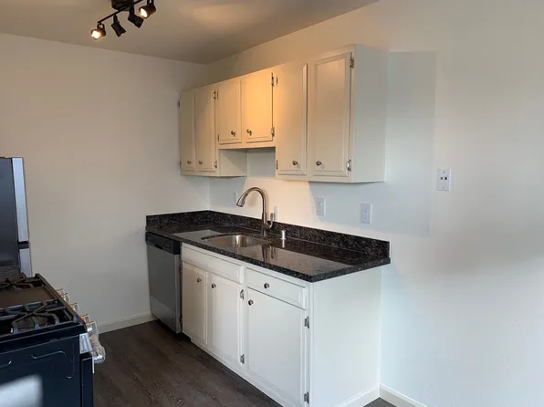 156 Archer St, 156 Archer St APT 18, Salinas, CA 93901