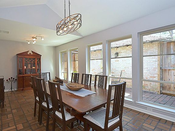 3rd image of 12110 Wedgehill Ln