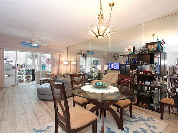 5th image of 11520 Shipwatch Dr APT 1382